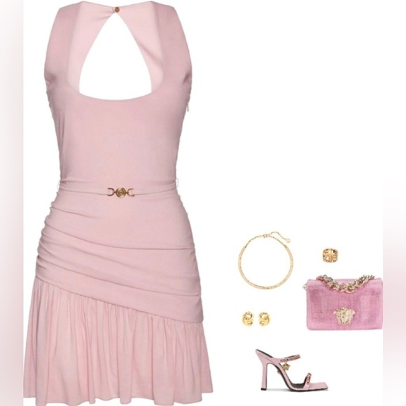 Versace Medusa cocktail mini dress in pink
FW2023 NWT - Picture 7 of 16